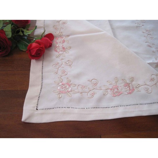 Beautiful Pink Rose Soft Green Leaves Embroidery Hemstitch Thick Table Cloth