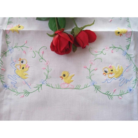Clearance 50% OFF Country Yellow Duck Embroidery Cotton White Table Cloth